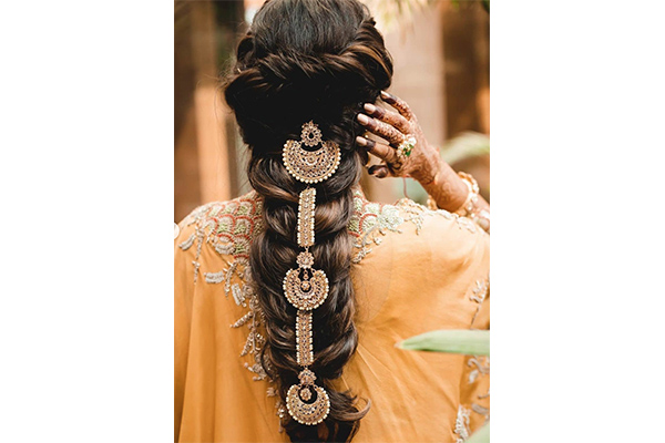 5 Must-Have Indian Hair Accessories for a Traditional Bridal Look by  ananyapujari - Issuu