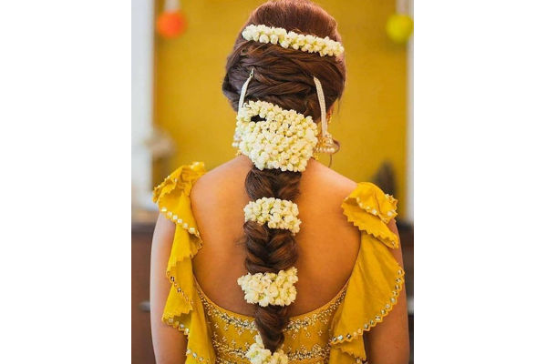 Bun with Gajra accessory 🌸🌸🌸 Hair @khushi_hairstylist0  #khushihairstylist0 #hairstyles #hairstyle #hairstylest  #hairstylesforgirls… | Instagram