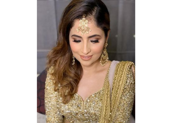 11 hairstyles for lehengas to rock on your wedding day 3