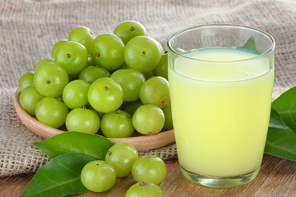 #12 Juice for glowing skin: Apple juice