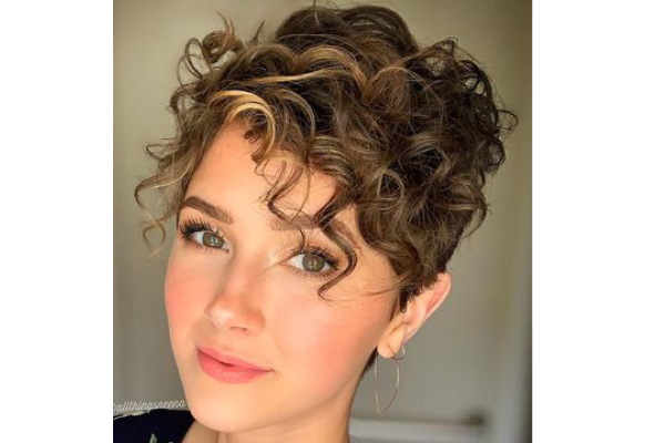 Should You Cut Your Curly Hair Short? - Bellatory