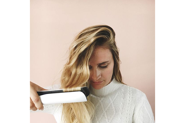 Easy beach outlet waves with straightener