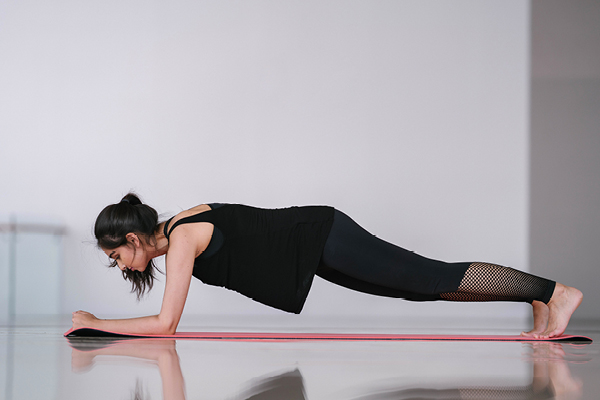 6 Plank Exercises To Get Rid of Those Love Handles