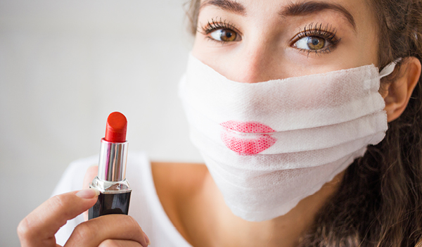 4 hacks to make your lipstick mask-proof 