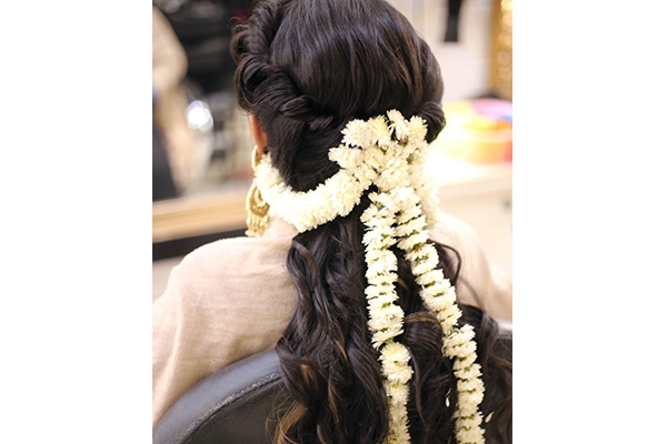 24 Beautiful Indian Wedding Hairstyles for Every Bridal Personality