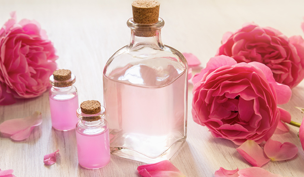 5 benefits of rosewater for hair — and how to use it