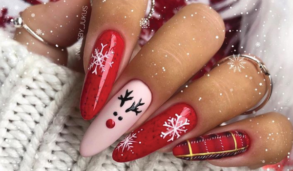 5 classic Christmas nail art designs to get you in the holiday spirit 