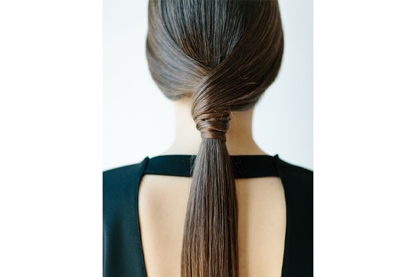 15 Cutest Side Ponytail Ideas for 2024 That You Need to See!