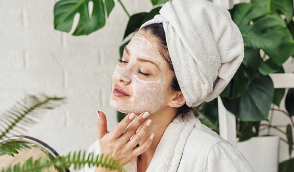 5 homemade face masks to try for glowing skin this Diwali