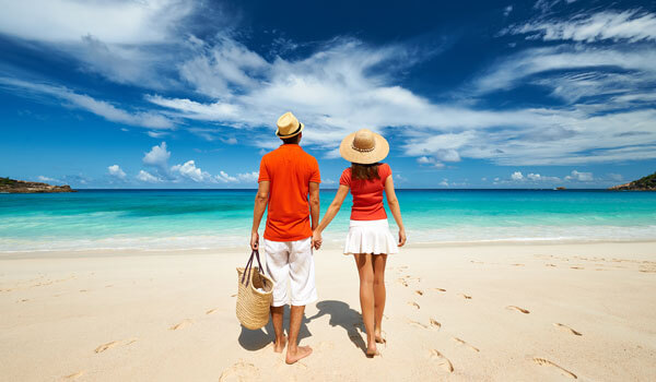5 pristine island getaways for honeymooners on a budget