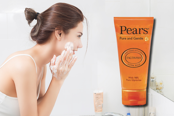 Pears Pure and Gentle Daily Cleansing Face Wash Mild Cleanser with Glycerine