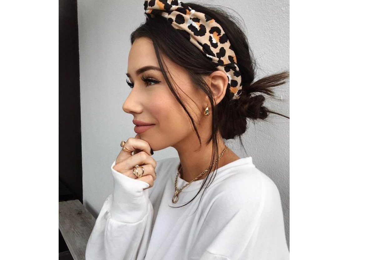 Knotted sales headband hairstyle