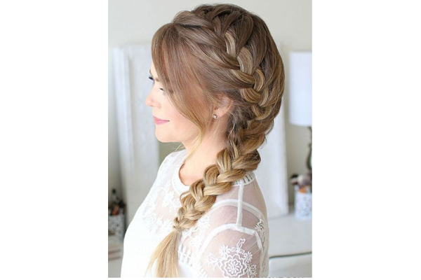 17 Gorgeous Party-Perfect Braided Hairstyles | Side braid hairstyles, Short  hair styles, Braided hairstyles easy