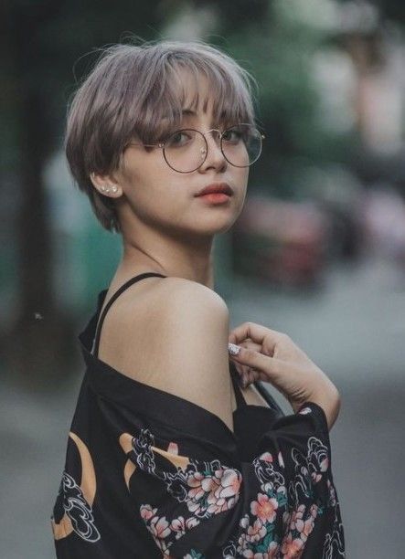 12 Korean celebrities who rock shoulder-length hair that will make you want  a hair makeover RN | Daily Vanity Singapore