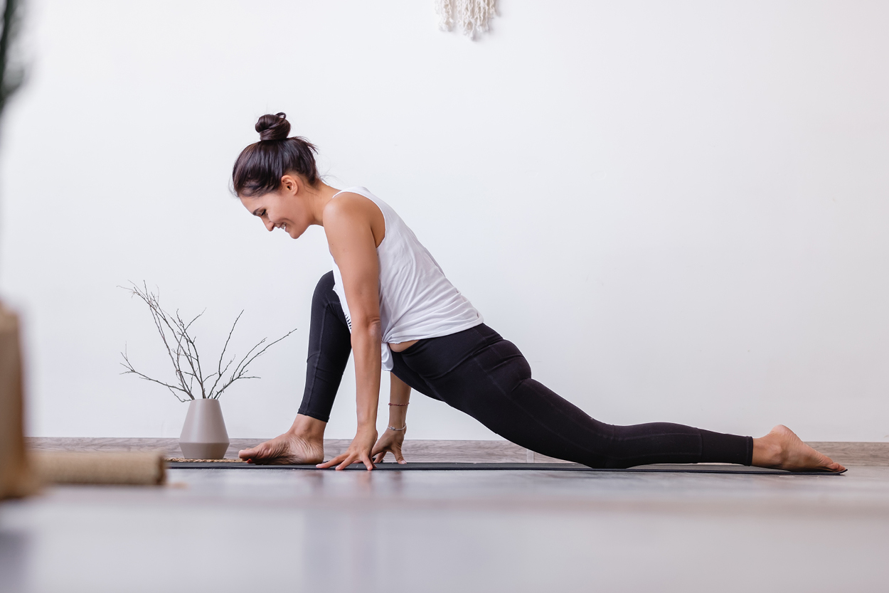 Yoga Poses to Strengthen Your Core and Flatten Your Tummy