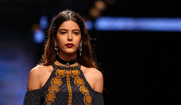 8 TOP BEAUTY TRENDS WE LOVED AT LAKMÉ FASHION WEEK S/R 2017