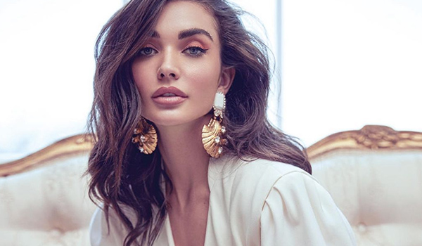 Amy Jackson birthday special: 5 stunning eye makeup looks to steal from the actress 