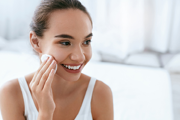 Buy Milk Drop Face Brightening Serum Online for Dull & Glowing Skin