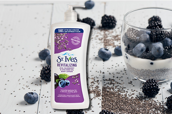 St. Ives Revitalizing Acai Blueberry & Chia Seed Oil Body Lotion