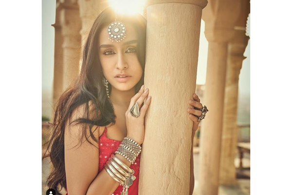 Shraddha Kapoor’s finely-crafted liner