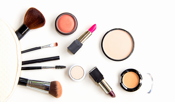 10 products to help you curate the perfect makeup box for any occasion 