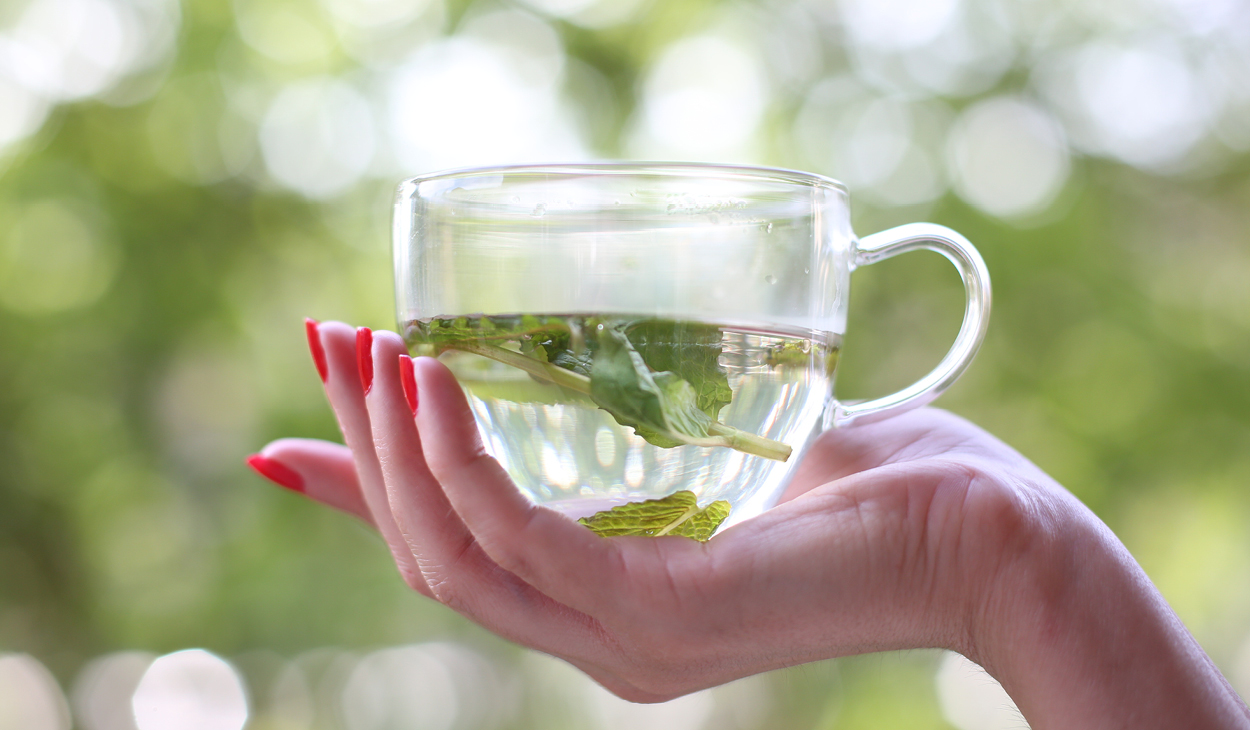 Benefits and How to use spearmint tea for acne treatment