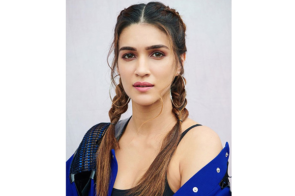 Kriti Sanon Inspired Stylish And Easy Hairstyles For Diwali!