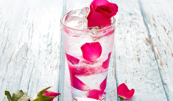 8 Unusual Ways To Use Rose Water For Your Skin