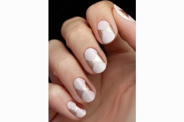 17 Chic Fall Round French Nail Ideas - thepinkgoose.com
