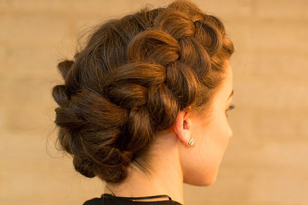 30 Bridal Hairstyles For Long And Straight Hair: Messy Buns To Braids To  Slay Your Wedding Look