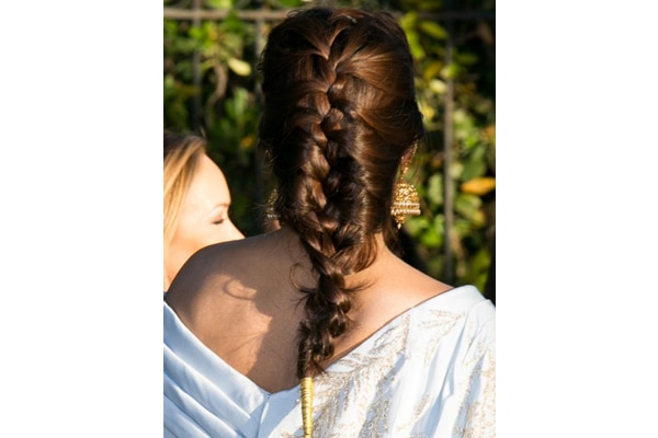 Hairstyles For A Safe Diwali - Boldsky.com