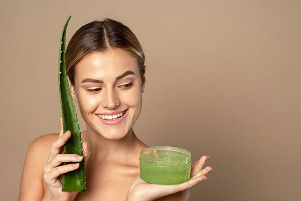 Try Out This Aloe Vera Facial At Home For Healthy Glowing Skin 0180