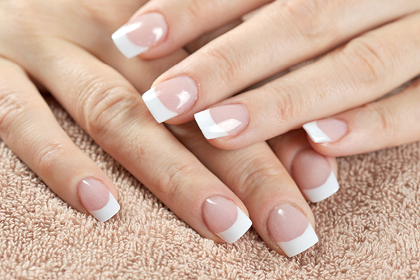 Difference between French manicure and pink & white nails | Nail salon 62704