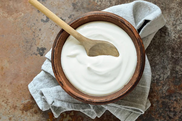 Yoghurt: Home remedy for dandruff