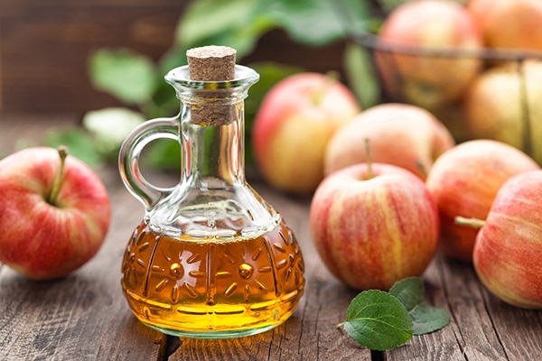 Apple Cider Vinegar Uses and Benefits for Hair and Skin keeps