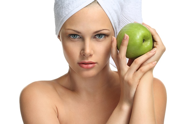 Apple Cider Vinegar Uses and Benefits for Hair and Skin, keeps your beauty  problems away!