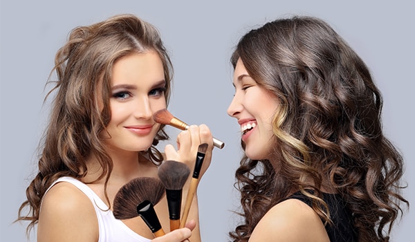Sharing is not caring: 5 beauty products you should never share with your BFF