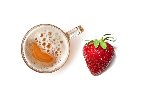 Strawberry and beer mask