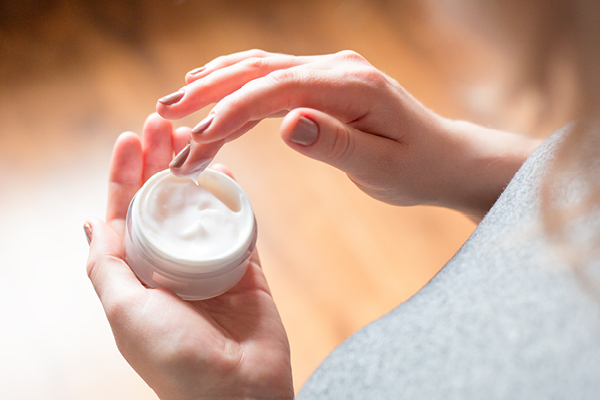 6 benefits of using the Ponds White Beauty Cream every day