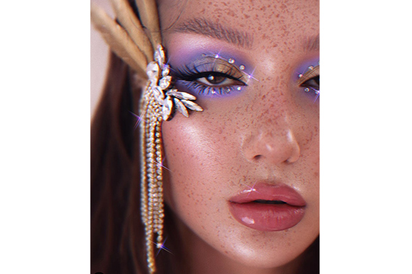 Bejewelled makeup - pearly beadings