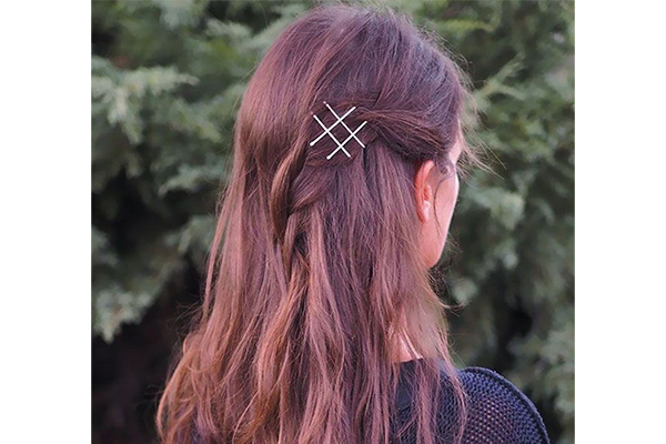 Cute And Stylish Bobby Pin Hairstyles - BeBeautiful