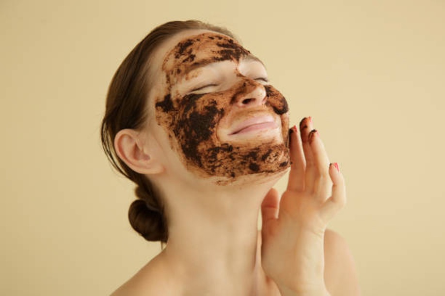 Exploring Coffee Body Scrub Benefits for Skin Care of Every Skin Type