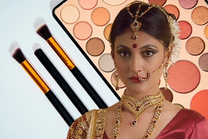 Traditional Indian Festival Makeup with Best Eyeshadow Palettes