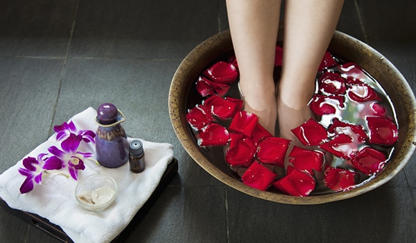 DIY foot soak for dry and cracked feet