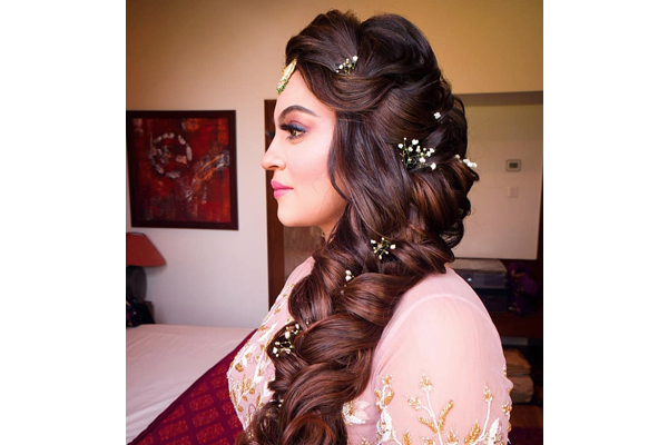 Engagement Hairstyles for Indian Brides - Don't Miss These All | Engagement  hairstyles, Stylish hair, Indian wedding hairstyles