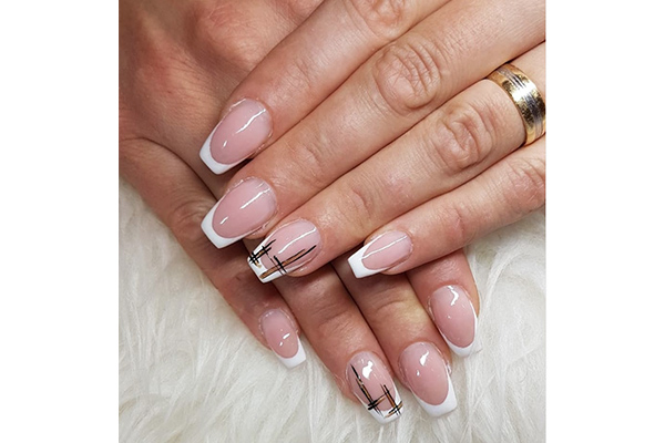 60 stunning French tip nail designs you need to try in 2024