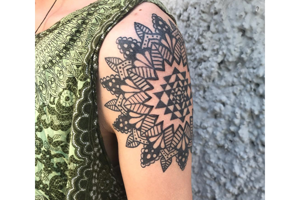 Savannah Colleen tattoos, inspired by beauty - Tattoo Life