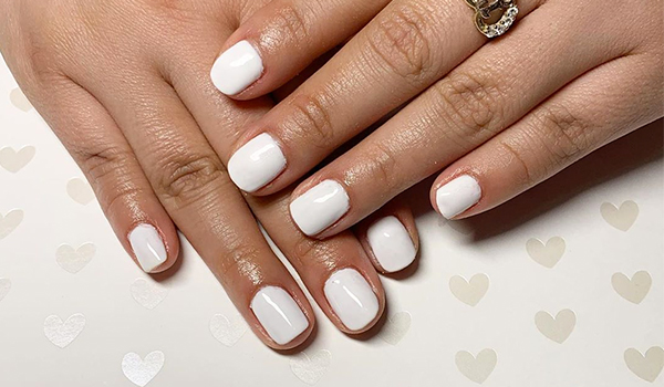 5 gorgeous nail colours that are perfect for short nails