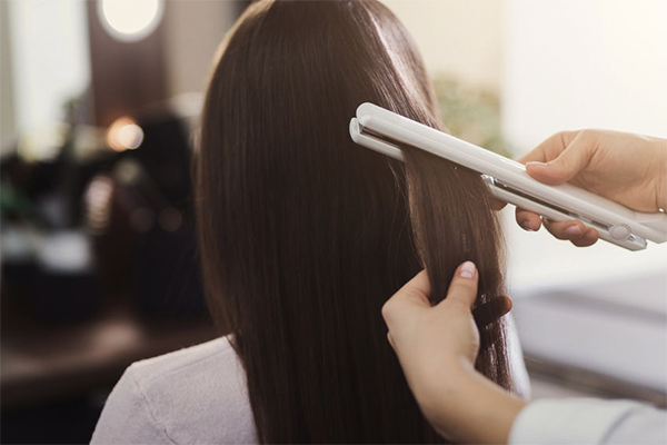 Do's & Dont's of Hair Straightening for Beginners – SUTRA