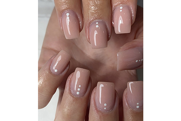 35 Pretty short acrylic nails ideas with oval and square nail shape - |  French tip nail designs, Pretty nails, Classy almond nails
